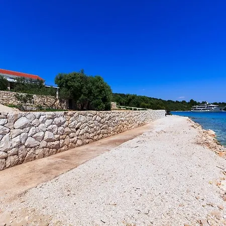 Seaside Luxury With A Swimming Pool Cove Siroka, Ciovo - 11749